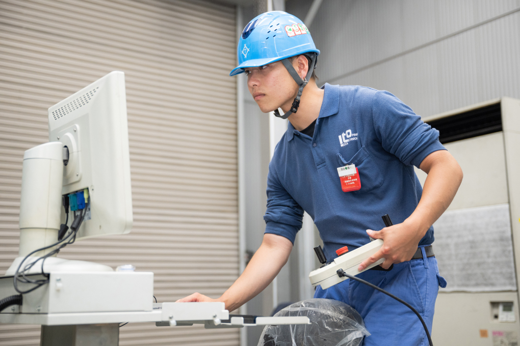 鋳型の塗装は丁寧に行う